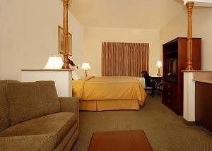 COMFORT SUITES REDLANDS3
