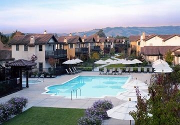 Renaissance Lodge at Sonoma0