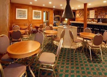QUALITY INN & SUITES3