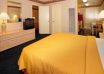 QUALITY INN & SUITES2