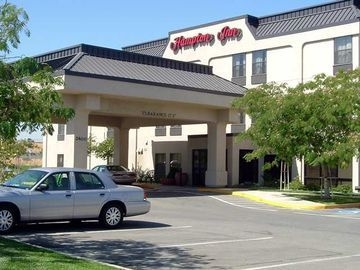 HAMPTON INN TRACY CA0