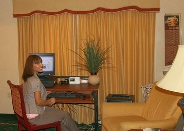 HAMPTON INN TRACY CA3