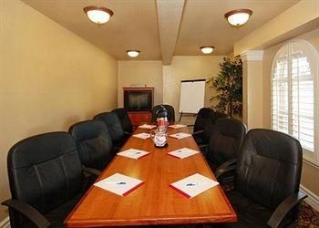 COMFORT INN & SUITES UKIAH1