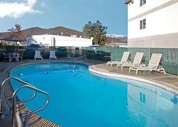 COMFORT INN YREKA3