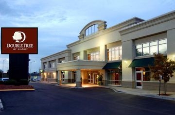 DoubleTree by Hilton Hotel Denver-Stapleton North0