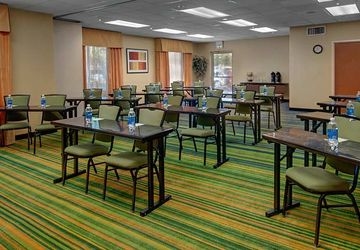 FAIRFIELD INN & SUITES DENVER1