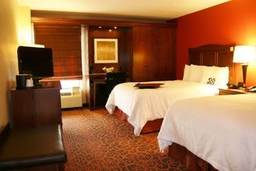 HAMPTON INN DENVER-INTL AIRPOR2