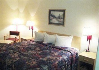 QUALITY INN & SUITES4