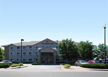 COMFORT INN LOVELAND4