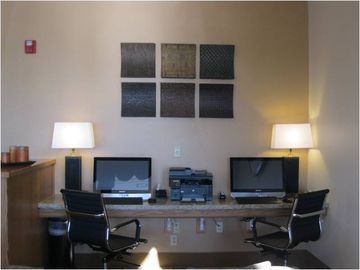 BEST WESTERN PLUS PLAZA HOTEL2