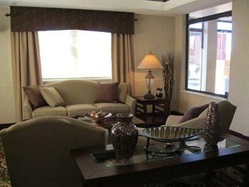 BEST WESTERN PLUS LOUISVILLE INN & SUITES1