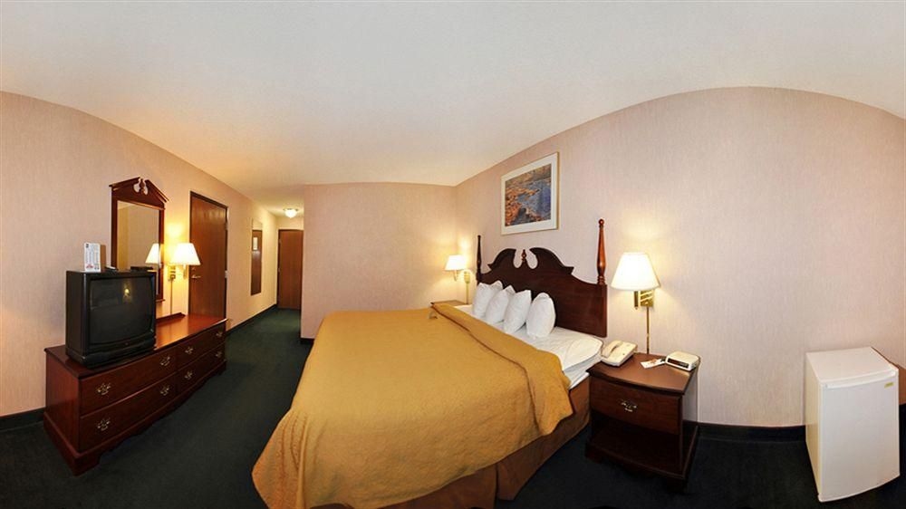 QUALITY INN & SUITES4