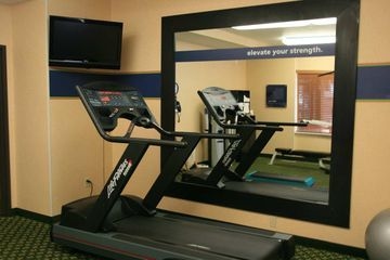 HAMPTON INN - SUITES STEAMBOAT4