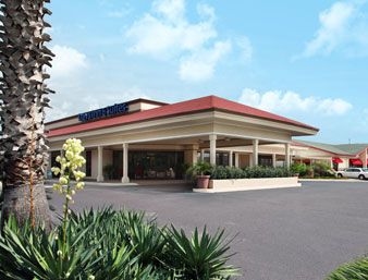 DAYS INN & SUITES AMELIA ISLAN0