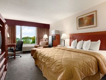 BAYMONT INN & SUITES CLEARWATE4