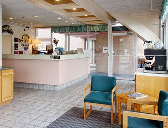DAYS INN PERRY4