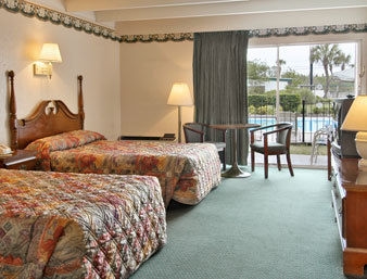 DAYS INN PERRY3