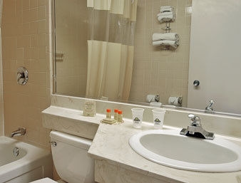 DAYS INN PERRY2