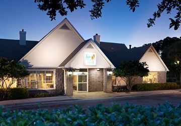 THE INN AT MAYO CLINIC0