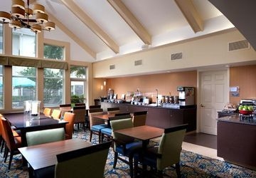 THE INN AT MAYO CLINIC3