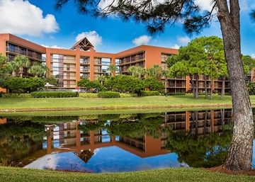 Clarion Inn Lake Buena Vista, a Rosen Hotel0