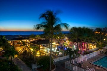 Beachcomber Beach Resort4