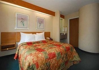 SLEEP INN TALLAHASSEE4
