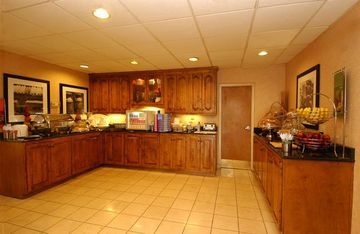 HAMPTON INN AUGUSTA3