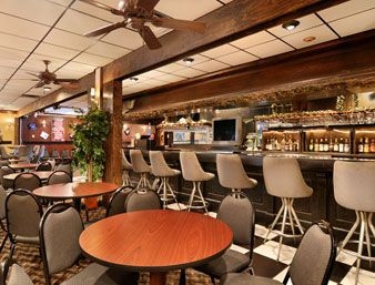 RAMADA CONFERENCE CENTER FORSYTH4