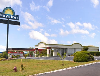 DAYS INN MCDONOUGH0