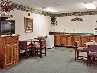 Days Inn Macon East1