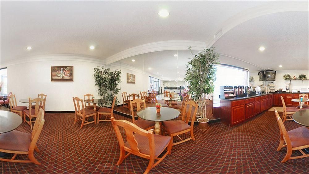QUALITY INN MARIETTA2