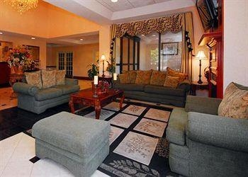 COMFORT INN & SUITES GALLERIA0