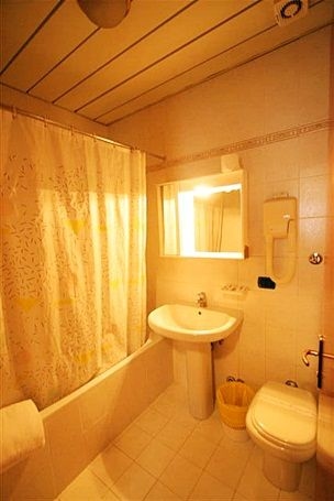 Hotel Marco Polo Rome3