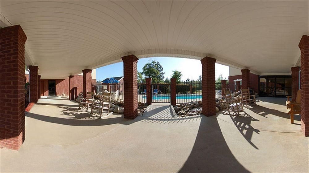 COMFORT INN & SUITES STATESBORO0