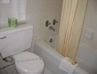 KNIGHTS INN & SUITES TOCCOA1