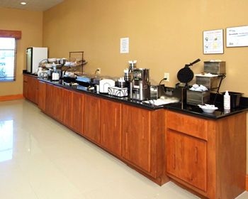 BESTWESTERN ROSE CITY CONFERENCE CENTRE INN2