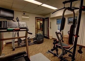 COMFORT INN & SUITES AT ROBINS AIR FORCE BASE1