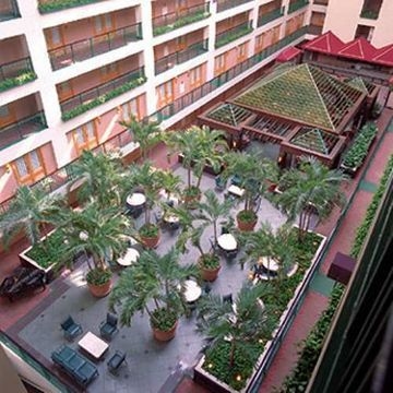 DT SUITES BY HILTON HOTEL-CONF3