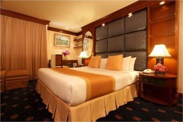 KING PARK AVENUE(DLX JACUZZI)1