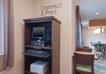 FAIRFIELD INN MOLINE4