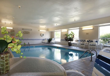 FAIRFIELD INN MOLINE1