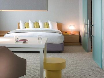 INTERCONTINENTAL CHICAGO O'HARE0