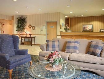 COMFORT INN AVON1