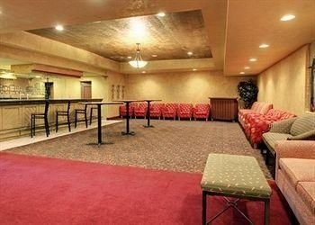 ECONO LODGE EVANSVILLE3