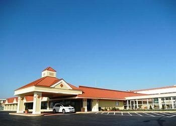 CLARION INN FORT WAYNE2