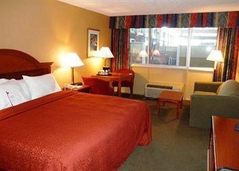 CLARION INN FORT WAYNE0