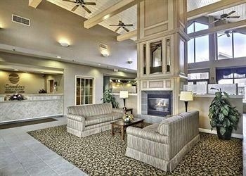 COMFORT INN & SUITES1
