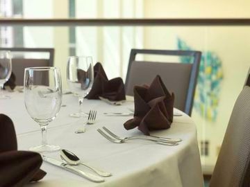 DTBH CEDAR RAPIDS CONV COMPLEX3
