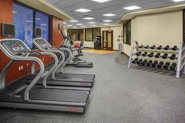 HAMPTON INN AND SUITES I-35/MU4